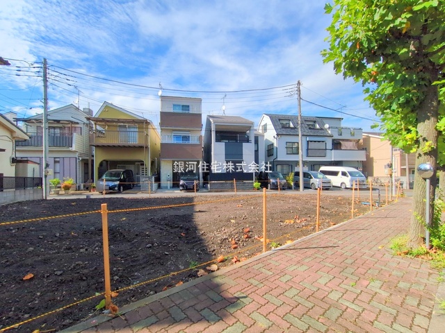 G00379665 神奈川県川崎市川崎区藤崎４丁目 新築一戸建て 5890万円 土地面積56.42m² (約17.06坪) 建物面積116.38m² (約35.20坪) 間取り３ＳＬＤＫ 築年月2025年11月【外観4】