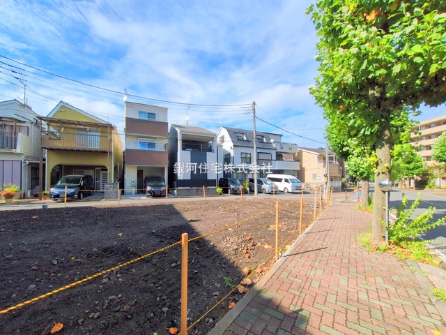 G00379665 神奈川県川崎市川崎区藤崎４丁目 新築一戸建て 5890万円 土地面積56.42m² (約17.06坪) 建物面積116.38m² (約35.20坪) 間取り３ＳＬＤＫ 築年月2025年11月【外観6】