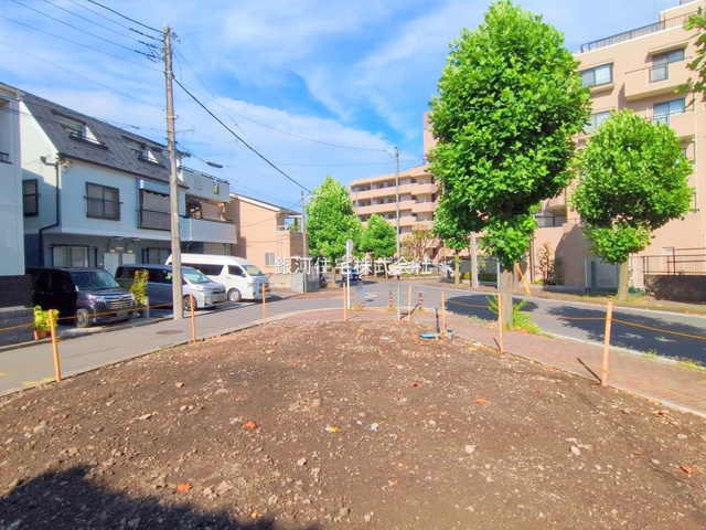 G00379666 神奈川県川崎市川崎区藤崎４丁目 新築一戸建て 5990万円 土地面積54.06m² (約16.35坪) 建物面積107.64m² (約32.56坪) 間取り３ＳＬＤＫ 築年月2025年11月【外観7】