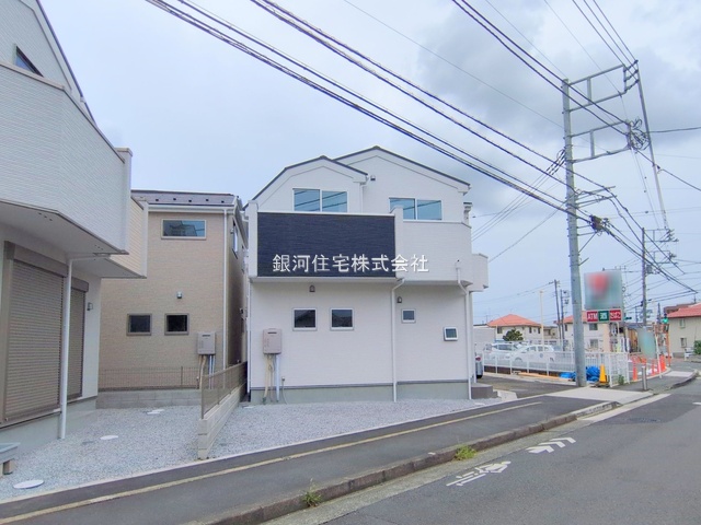 G00379676 東京都府中市南町２丁目 新築一戸建て 5680万円 土地面積110.05m² (約33.29坪) 建物面積86.53m² (約26.17坪) 間取り４ＬＤＫ 築年月2025年07月(築１年以内)【外観2】