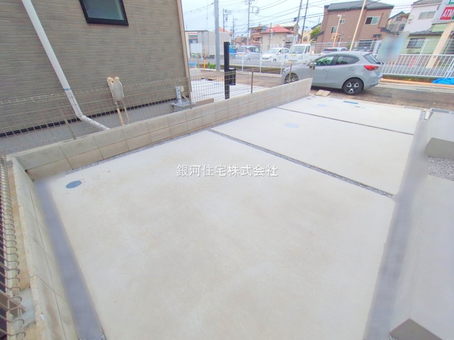 G00379676 東京都府中市南町２丁目 新築一戸建て 5680万円 土地面積110.05m² (約33.29坪) 建物面積86.53m² (約26.17坪) 間取り４ＬＤＫ 築年月2025年07月(築１年以内)【外観6】