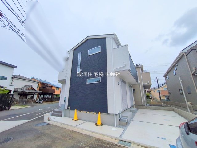 G00379676 東京都府中市南町２丁目 新築一戸建て 5680万円 土地面積110.05m² (約33.29坪) 建物面積86.53m² (約26.17坪) 間取り４ＬＤＫ 築年月2025年07月(築１年以内)【外観16】