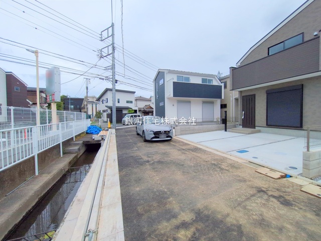 G00379676 東京都府中市南町２丁目 新築一戸建て 5680万円 土地面積110.05m² (約33.29坪) 建物面積86.53m² (約26.17坪) 間取り４ＬＤＫ 築年月2025年07月(築１年以内)【外観17】