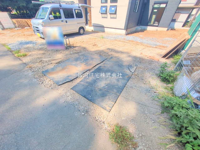 G00379677 埼玉県北足立郡伊奈町大字小針新宿 新築一戸建て 3499万円 土地面積302.58m² (約91.53坪) 建物面積95.23m² (約28.80坪) 間取り４ＬＤＫ 築年月2025年09月【外観9】
