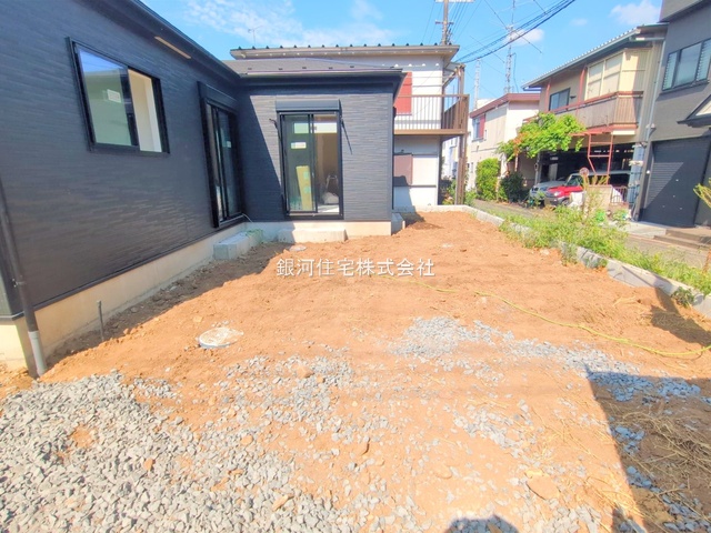 G00379677 埼玉県北足立郡伊奈町大字小針新宿 新築一戸建て 3499万円 土地面積302.58m² (約91.53坪) 建物面積95.23m² (約28.80坪) 間取り４ＬＤＫ 築年月2025年09月【外観12】