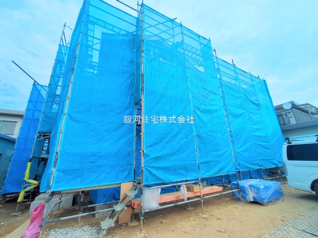 G00379679 埼玉県蓮田市緑町１丁目 新築一戸建て 4899万円 土地面積205.11m² (約62.04坪) 建物面積106.51m² (約32.21坪) 間取り４ＬＤＫ 築年月2025年10月