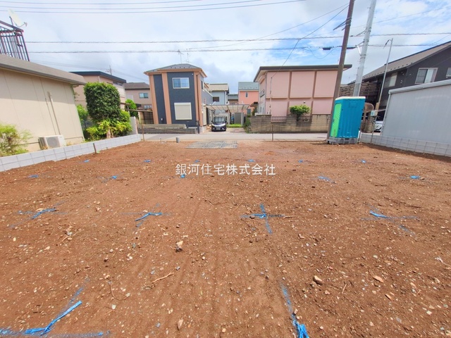 G00379679 埼玉県蓮田市緑町１丁目 新築一戸建て 4899万円 土地面積205.11m² (約62.04坪) 建物面積106.51m² (約32.21坪) 間取り４ＬＤＫ 築年月2025年10月【外観13】