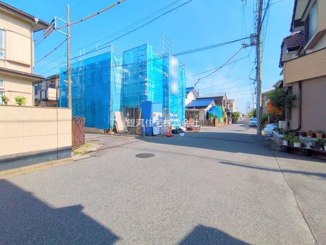 G00379680 埼玉県春日部市大枝 新築一戸建て 3680万円 土地面積104.93m² (約31.74坪) 建物面積97.60m² (約29.52坪) 間取り４ＬＤＫ 築年月2025年10月【外観3】