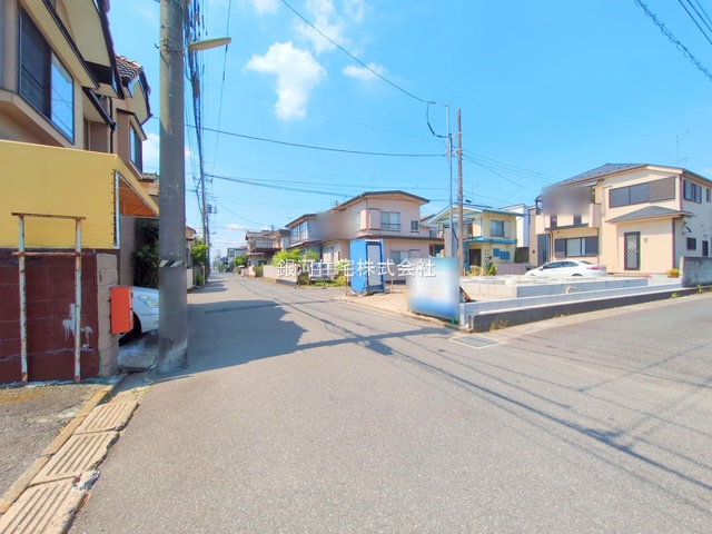 G00379680 埼玉県春日部市大枝 新築一戸建て 3680万円 土地面積104.93m² (約31.74坪) 建物面積97.60m² (約29.52坪) 間取り４ＬＤＫ 築年月2025年10月【外観6】