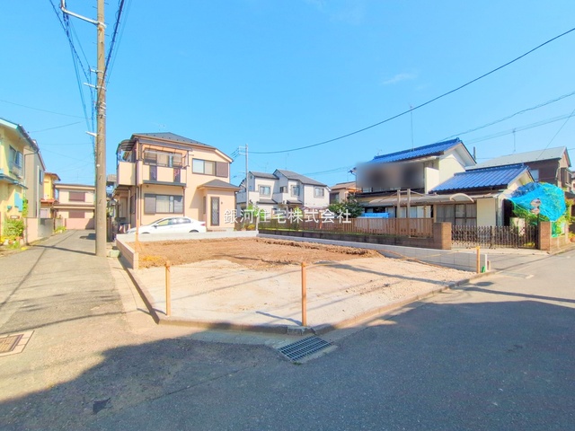 G00379680 埼玉県春日部市大枝 新築一戸建て 3680万円 土地面積104.93m² (約31.74坪) 建物面積97.60m² (約29.52坪) 間取り４ＬＤＫ 築年月2025年10月【外観10】