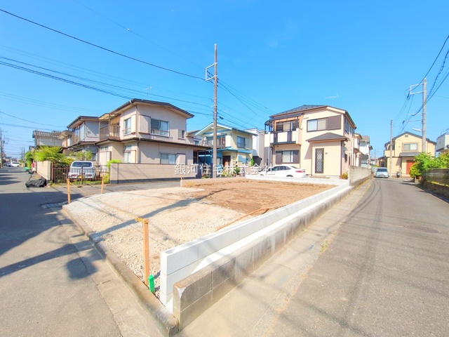 G00379680 埼玉県春日部市大枝 新築一戸建て 3680万円 土地面積104.93m² (約31.74坪) 建物面積97.60m² (約29.52坪) 間取り４ＬＤＫ 築年月2025年10月【外観13】