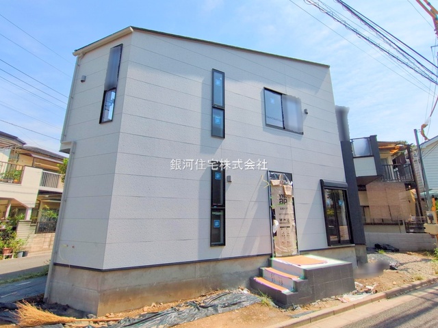 G00379682 埼玉県さいたま市大宮区堀の内町３丁目 新築一戸建て 5199万円 土地面積114.85m² (約34.74坪) 建物面積87.05m² (約26.33坪) 間取り４ＬＤＫ 築年月2025年08月(築１年以内)【外観14】