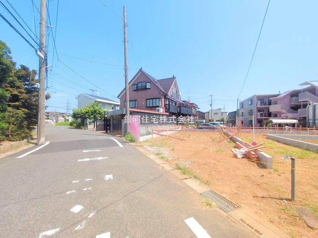 G00379685 埼玉県川口市戸塚南５丁目 新築一戸建て 5190万円 土地面積110.09m² (約33.30坪) 建物面積95.58m² (約28.91坪) 間取り４ＬＤＫ 築年月2025年10月【外観3】