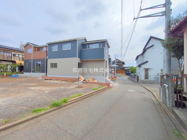 G00379690 神奈川県相模原市中央区上溝 新築一戸建て 3050万円 土地面積82.53m² (約24.96坪) 建物面積82.61m² (約24.98坪) 間取り２ＳＬＤＫ 築年月2025年09月【外観10】