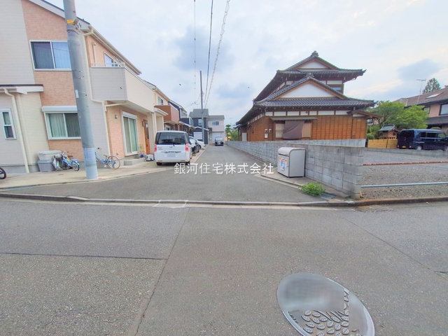 G00379690 神奈川県相模原市中央区上溝 新築一戸建て 3050万円 土地面積82.53m² (約24.96坪) 建物面積82.61m² (約24.98坪) 間取り２ＳＬＤＫ 築年月2025年09月【外観15】
