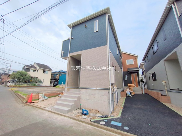 G00379693 神奈川県相模原市中央区上溝 新築一戸建て 2480万円 土地面積75.93m² (約22.96坪) 建物面積81.60m² (約24.68坪) 間取り３ＬＤＫ 築年月2025年09月【外観2】
