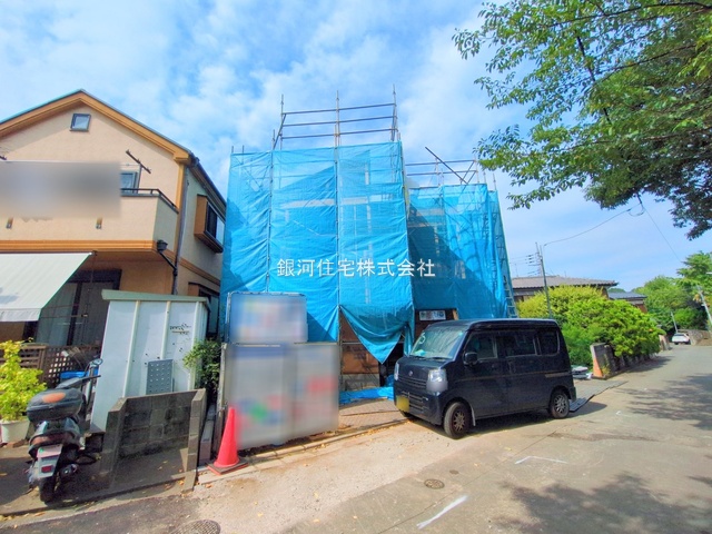 G00379694 東京都小金井市前原町２丁目 新築一戸建て 5490万円 土地面積91.08m² (約27.55坪) 建物面積72.80m² (約22.02坪) 間取り３ＬＤＫ 築年月2025年11月【外観2】