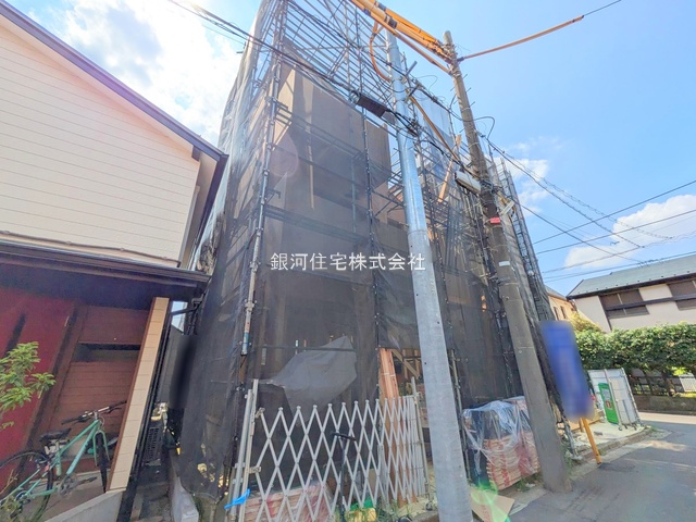 G00379726 東京都三鷹市牟礼6丁目 新築一戸建て 6480万円 土地面積71.31m² (約21.57坪) 建物面積119.01m² (約36.00坪) 間取り3LDK 築年月2025年10月