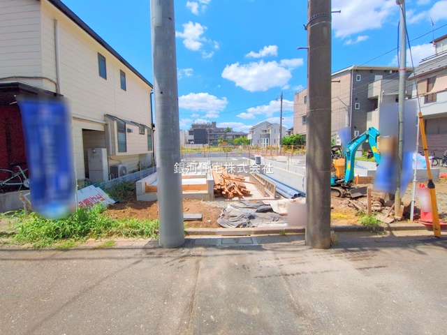 G00379726 東京都三鷹市牟礼６丁目 新築一戸建て 6480万円 土地面積71.31m² (約21.57坪) 建物面積119.01m² (約36.00坪) 間取り３ＬＤＫ 築年月2025年10月【外観8】