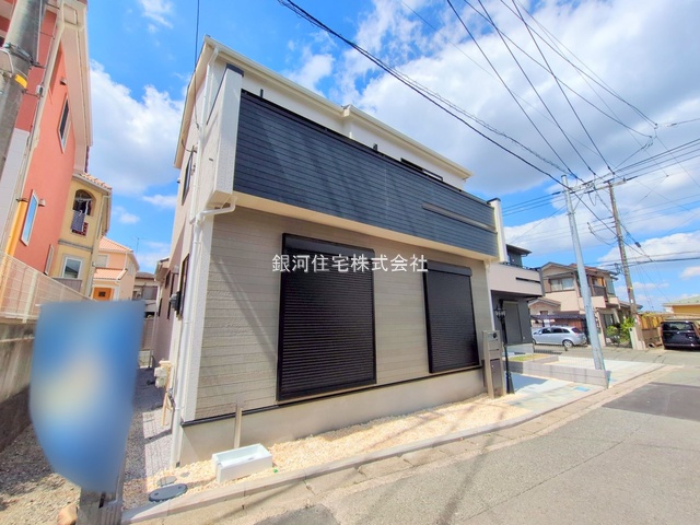 G00379748 神奈川県相模原市中央区淵野辺本町４丁目 新築一戸建て 4680万円 土地面積138.07m² (約41.76坪) 建物面積99.46m² (約30.08坪) 間取り４ＬＤＫ 築年月2025年07月(築１年以内)【外観2】