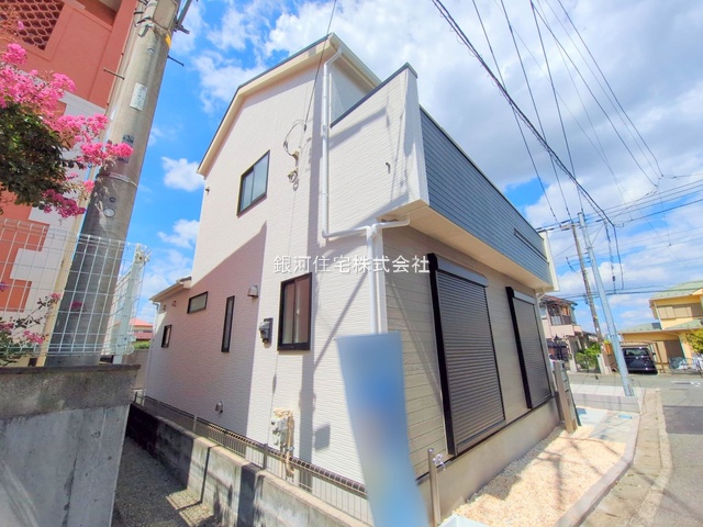 G00379748 神奈川県相模原市中央区淵野辺本町４丁目 新築一戸建て 4680万円 土地面積138.07m² (約41.76坪) 建物面積99.46m² (約30.08坪) 間取り４ＬＤＫ 築年月2025年07月(築１年以内)【外観15】