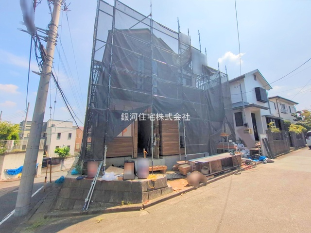 G00379765 神奈川県海老名市国分南４丁目 新築一戸建て 6198万円 土地面積124.64m² (約37.70坪) 建物面積99.36m² (約30.05坪) 間取り４ＬＤＫ 築年月2025年09月【外観4】