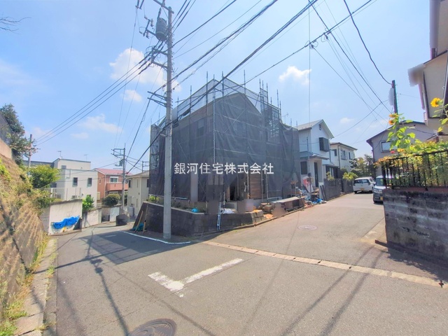 G00379765 神奈川県海老名市国分南４丁目 新築一戸建て 6198万円 土地面積124.64m² (約37.70坪) 建物面積99.36m² (約30.05坪) 間取り４ＬＤＫ 築年月2025年09月【外観6】