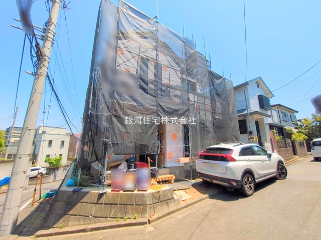 G00379765 神奈川県海老名市国分南４丁目 新築一戸建て 6198万円 土地面積124.64m² (約37.70坪) 建物面積99.36m² (約30.05坪) 間取り４ＬＤＫ 築年月2025年09月【外観7】
