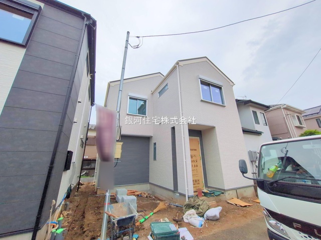 G00379768 神奈川県相模原市南区相南３丁目 新築一戸建て 5698万円 土地面積101.74m² (約30.77坪) 建物面積101.44m² (約30.68坪) 間取り４ＬＤＫ 築年月2025年08月(築１年以内)【外観4】