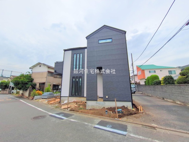 G00379769 神奈川県相模原市南区相南３丁目 新築一戸建て 6198万円 土地面積115.98m² (約35.08坪) 建物面積102.26m² (約30.93坪) 間取り４ＬＤＫ 築年月2025年08月(築１年以内)【外観5】