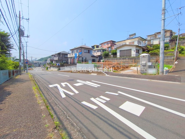 G00379770 神奈川県横浜市戸塚区深谷町 新築一戸建て 4880万円 土地面積183.13m² (約55.39坪) 建物面積95.58m² (約28.91坪) 間取り４ＬＤＫ 築年月2025年09月【外観6】