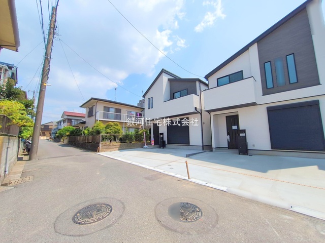 G00379811 神奈川県横浜市栄区上郷町 新築一戸建て 4680万円 土地面積102.53m² (約31.01坪) 建物面積96.46m² (約29.17坪) 間取り４ＬＤＫ 築年月2025年07月(築１年以内)【外観3】