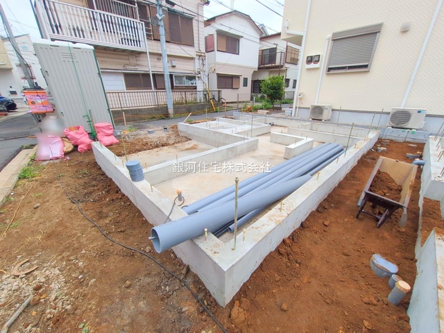 G00379834 神奈川県横浜市神奈川区白幡仲町 新築一戸建て 3780万円 土地面積46.57m² (約14.08坪) 建物面積78.24m² (約23.66坪) 間取り２ＳＬＤＫ 築年月2025年09月【外観11】