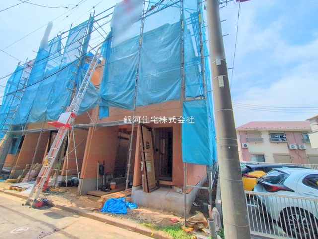 G00379835 神奈川県横浜市神奈川区白幡仲町 新築一戸建て 3780万円 土地面積46.57m² (約14.08坪) 建物面積78.03m² (約23.60坪) 築年月2025年09月【外観2】