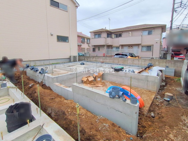 G00379835 神奈川県横浜市神奈川区白幡仲町 新築一戸建て 3780万円 土地面積46.57m² (約14.08坪) 建物面積78.03m² (約23.60坪) 築年月2025年09月【外観4】