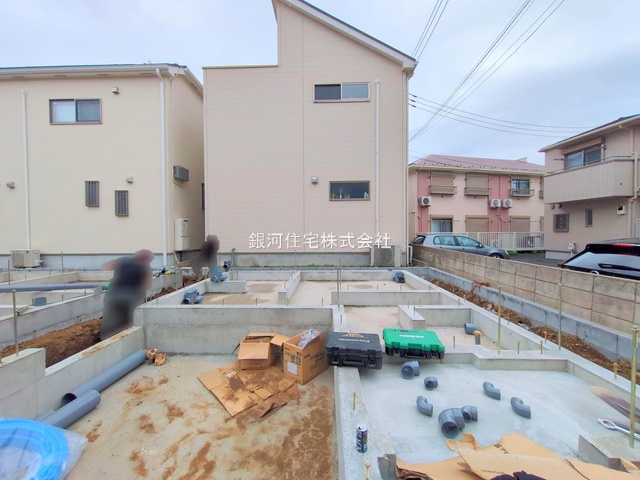 G00379835 神奈川県横浜市神奈川区白幡仲町 新築一戸建て 3780万円 土地面積46.57m² (約14.08坪) 建物面積78.03m² (約23.60坪) 築年月2025年09月【外観10】