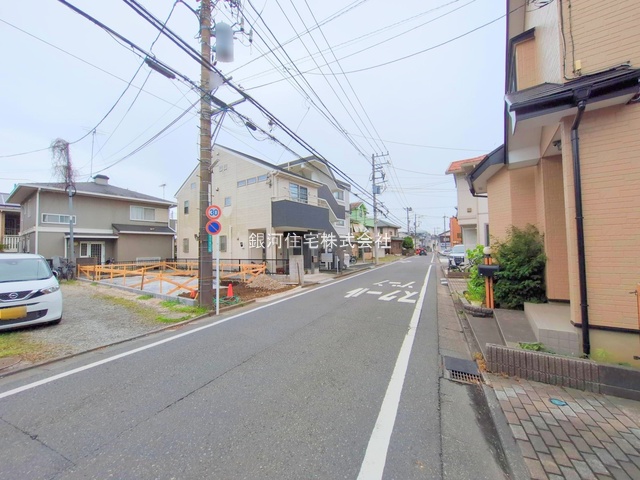 G00379839 神奈川県相模原市南区相武台３丁目 新築一戸建て 3880万円 土地面積71.79m² (約21.71坪) 建物面積113.64m² (約34.37坪) 間取り４ＬＤＫ 築年月2026年01月【外観9】