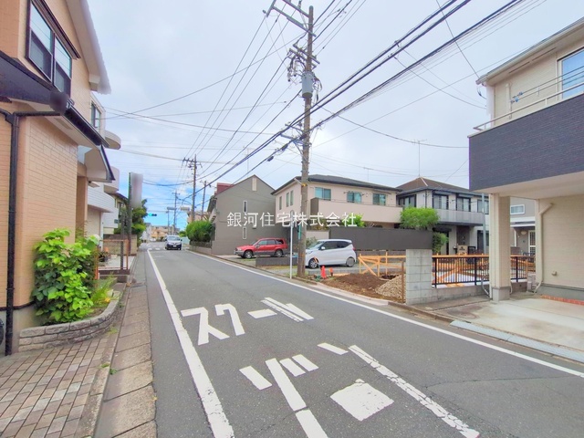 G00379839 神奈川県相模原市南区相武台３丁目 新築一戸建て 3880万円 土地面積71.79m² (約21.71坪) 建物面積113.64m² (約34.37坪) 間取り４ＬＤＫ 築年月2026年01月【外観10】