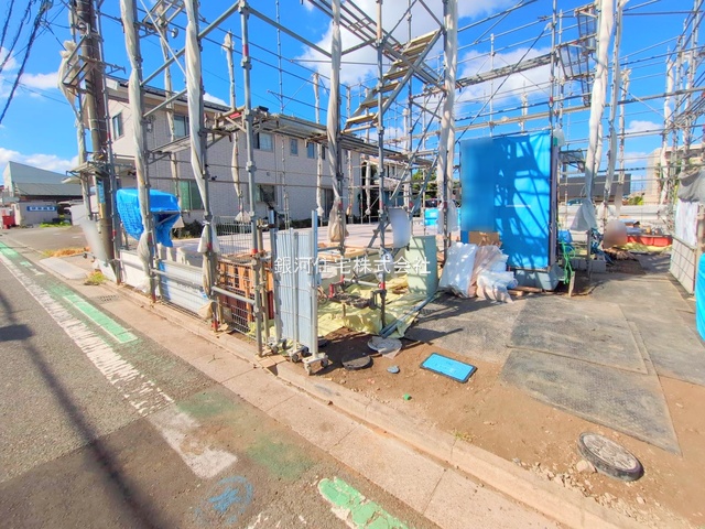 G00379841 神奈川県藤沢市石川１丁目 新築一戸建て 4180万円 土地面積80.00m² (約24.20坪) 建物面積84.64m² (約25.60坪) 間取り３ＬＤＫ 築年月2026年01月【外観2】