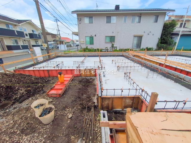 G00379841 神奈川県藤沢市石川１丁目 新築一戸建て 4180万円 土地面積80.00m² (約24.20坪) 建物面積84.64m² (約25.60坪) 間取り３ＬＤＫ 築年月2026年01月【外観7】