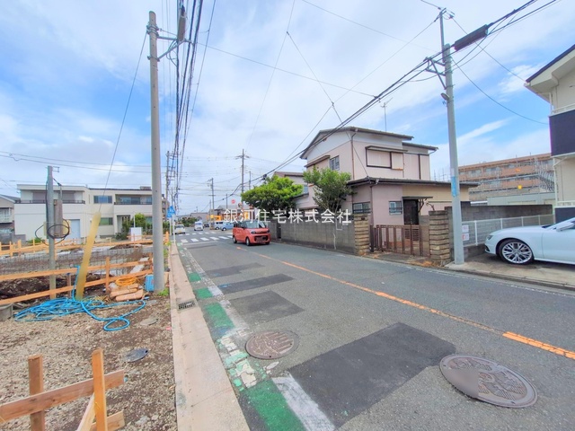 G00379841 神奈川県藤沢市石川１丁目 新築一戸建て 4180万円 土地面積80.00m² (約24.20坪) 建物面積84.64m² (約25.60坪) 間取り３ＬＤＫ 築年月2026年01月【外観15】