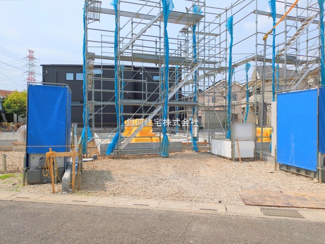 G00379856 埼玉県春日部市下蛭田 新築一戸建て 3680万円 土地面積133.42m² (約40.35坪) 建物面積101.25m² (約30.62坪) 間取り４ＬＤＫ 築年月2025年10月【外観2】