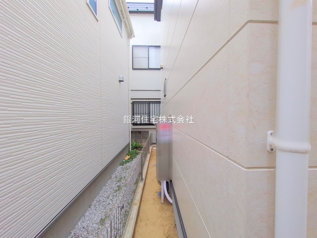 G00379861 東京都練馬区石神井台３丁目 新築一戸建て 7998万円 土地面積106.22m² (約32.13坪) 建物面積96.36m² (約29.14坪) 間取り４ＬＤＫ 築年月2025年11月(築１年以内)【外観6】