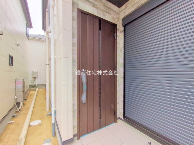 G00379861 東京都練馬区石神井台３丁目 新築一戸建て 7998万円 土地面積106.22m² (約32.13坪) 建物面積96.36m² (約29.14坪) 間取り４ＬＤＫ 築年月2025年11月(築１年以内)【外観18】