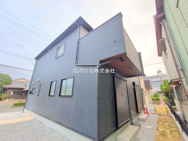 G00380224 埼玉県狭山市富士見２丁目 新築一戸建て 3898万円 土地面積148.61m² (約44.95坪) 建物面積103.86m² (約31.41坪) 間取り４ＬＤＫ 築年月2025年10月(築１年以内)【外観14】