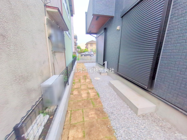 G00380224 埼玉県狭山市富士見２丁目 新築一戸建て 3898万円 土地面積148.61m² (約44.95坪) 建物面積103.86m² (約31.41坪) 間取り４ＬＤＫ 築年月2025年10月(築１年以内)【外観16】