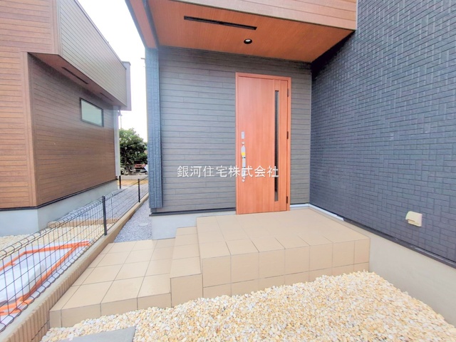 G00380224 埼玉県狭山市富士見２丁目 新築一戸建て 3898万円 土地面積148.61m² (約44.95坪) 建物面積103.86m² (約31.41坪) 間取り４ＬＤＫ 築年月2025年10月(築１年以内)【外観18】