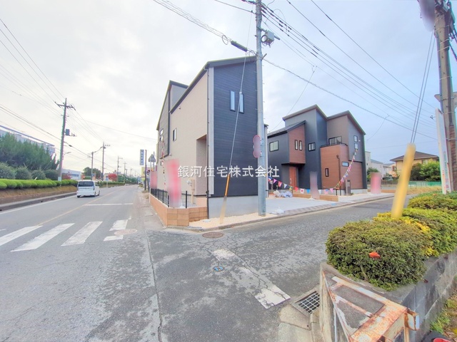 G00380225 埼玉県狭山市富士見２丁目 新築一戸建て 4098万円 土地面積148.62m² (約44.95坪) 建物面積103.38m² (約31.27坪) 間取り３ＬＤＫ 築年月2025年10月(築１年以内)【外観12】