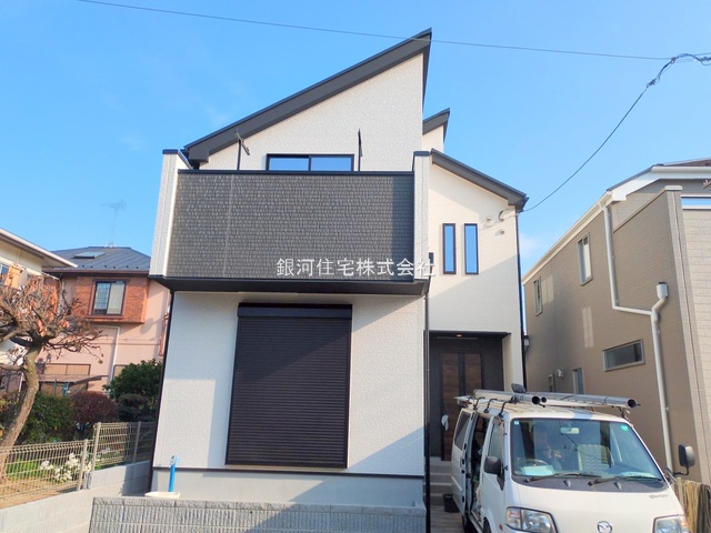 G00380592 千葉県千葉市美浜区磯辺３丁目 新築一戸建て 4590万円 土地面積103.11m² (約31.19坪) 建物面積92.74m² (約28.05坪) 間取り３ＬＤＫ 築年月2025年11月(築１年以内)【外観2】