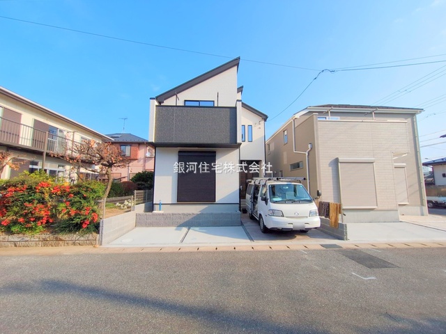 G00380592 千葉県千葉市美浜区磯辺３丁目 新築一戸建て 4590万円 土地面積103.11m² (約31.19坪) 建物面積92.74m² (約28.05坪) 間取り３ＬＤＫ 築年月2025年11月(築１年以内)【外観12】